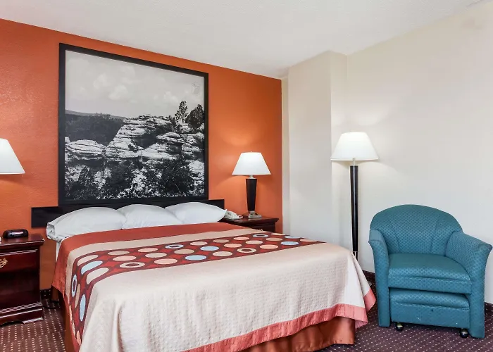 Hotel Super 8 By Wyndham 2*