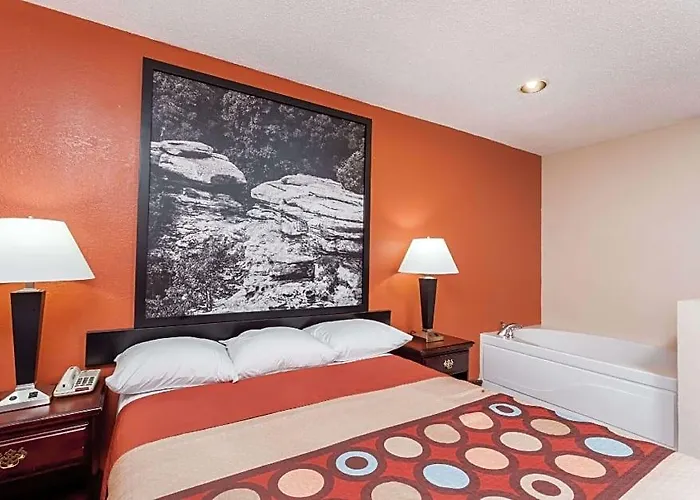 Super 8 By Wyndham Harrisburg