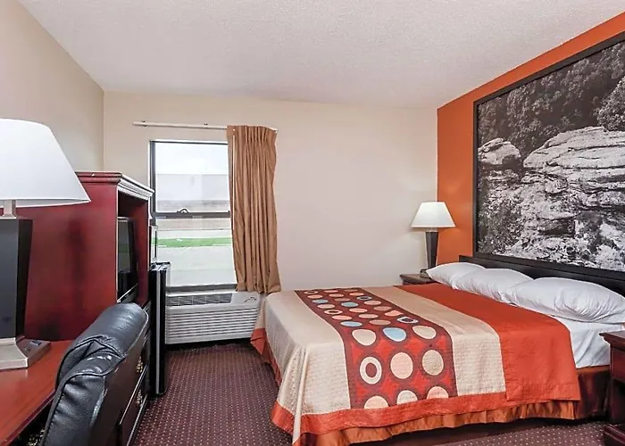 Hotel Super 8 By Wyndham 2*