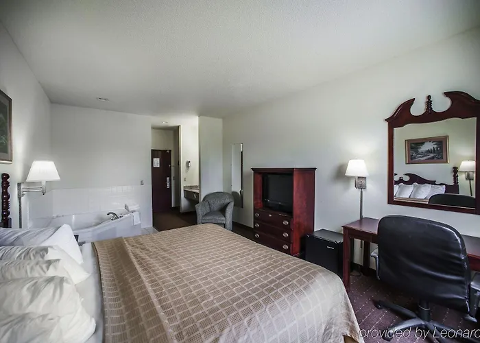 Hotel Super 8 By Wyndham Harrisburg