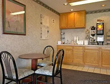Hotel Super 8 By Wyndham Harrisburg